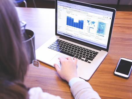 Cómo instalar Google Analytics 4: Google Tag Manager vs etiqueta Global Site Tag