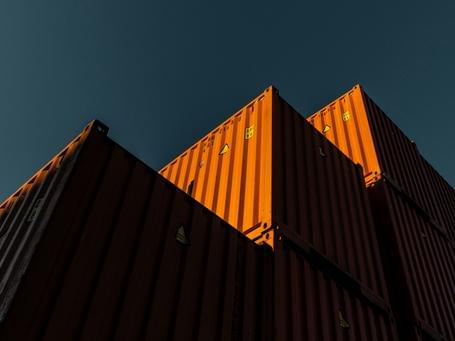 Ejecutando LLMs en local: Docker