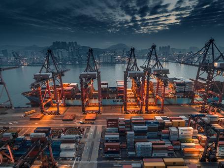 Virtualización y contenedores en Kubernetes: despliegue y networking