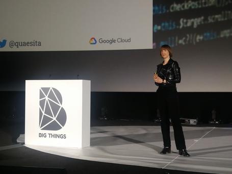 undefined Cassie Kozyrkov fue la primera mujer que ha abierto la Keynote de Big Things.