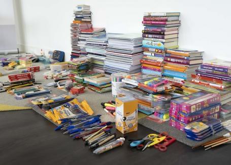 undefined Material escolar recaudado hace unos meses para colaborar con fundaciones que trabajan con familias en riesgo de exclusión social.