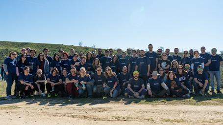 undefined Una de nuestras primeras acciones desde Paradigma en Acción, la plantación de 70 árboles.