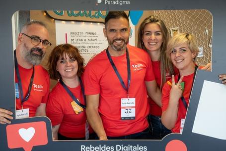 undefined Equipo de facilitación gráfica del Agile Real Life 2024.
