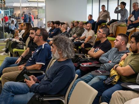 undefined Asistentes de Paradigma Open Space 2024.