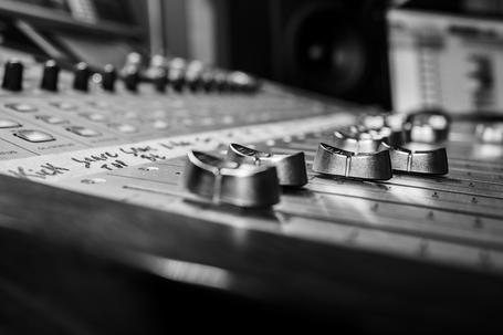 (min-width: 768px) 40vw, 100vw Podcast - CDC como llave para real-time