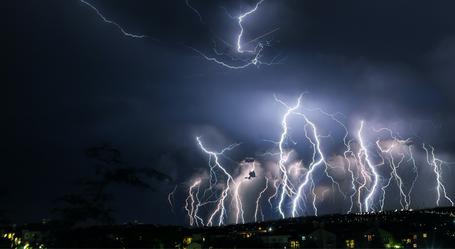 (min-width: 768px) 40vw, 100vw La tormenta perfecta en el mundo cloud