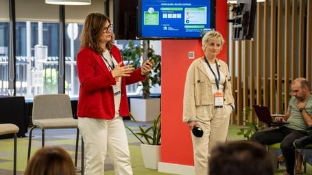 Charla de Sonia Bernardez y Patricia Sanabria (Banco de España) en Revolution Day 2026.