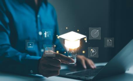 ¿Está preparada la universidad de hoy para la generación Alfa? Sistemas fragmentados y una experiencia digital de otra época