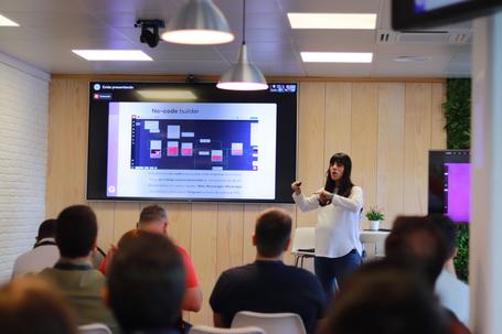 undefined Isabel Gárate, Head of Product en Landbot