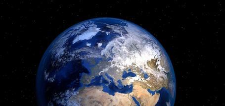 (min-width: 768px) 40vw, 100vw ¿Conoces las clouds europeas? ¿Y todo lo que pueden aportarte?